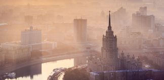 10 самых высоких жилых домов Москвы